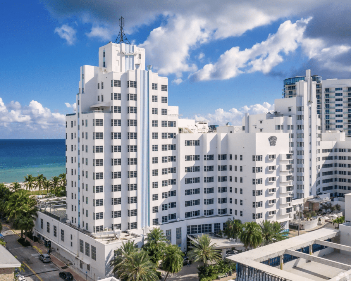 Read more about the article The Andaz is Opening in Miami